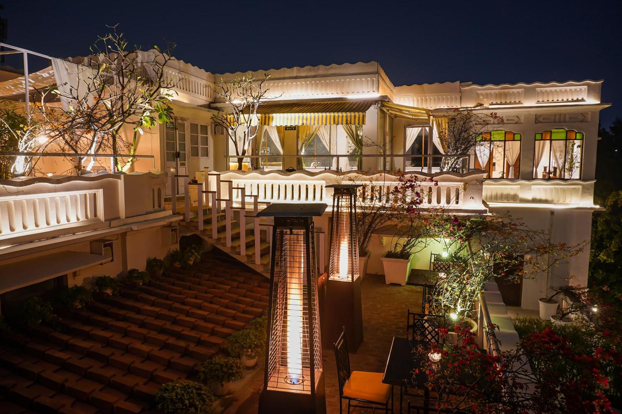 Saraca Hotel Лакхнау Екстер'єр фото