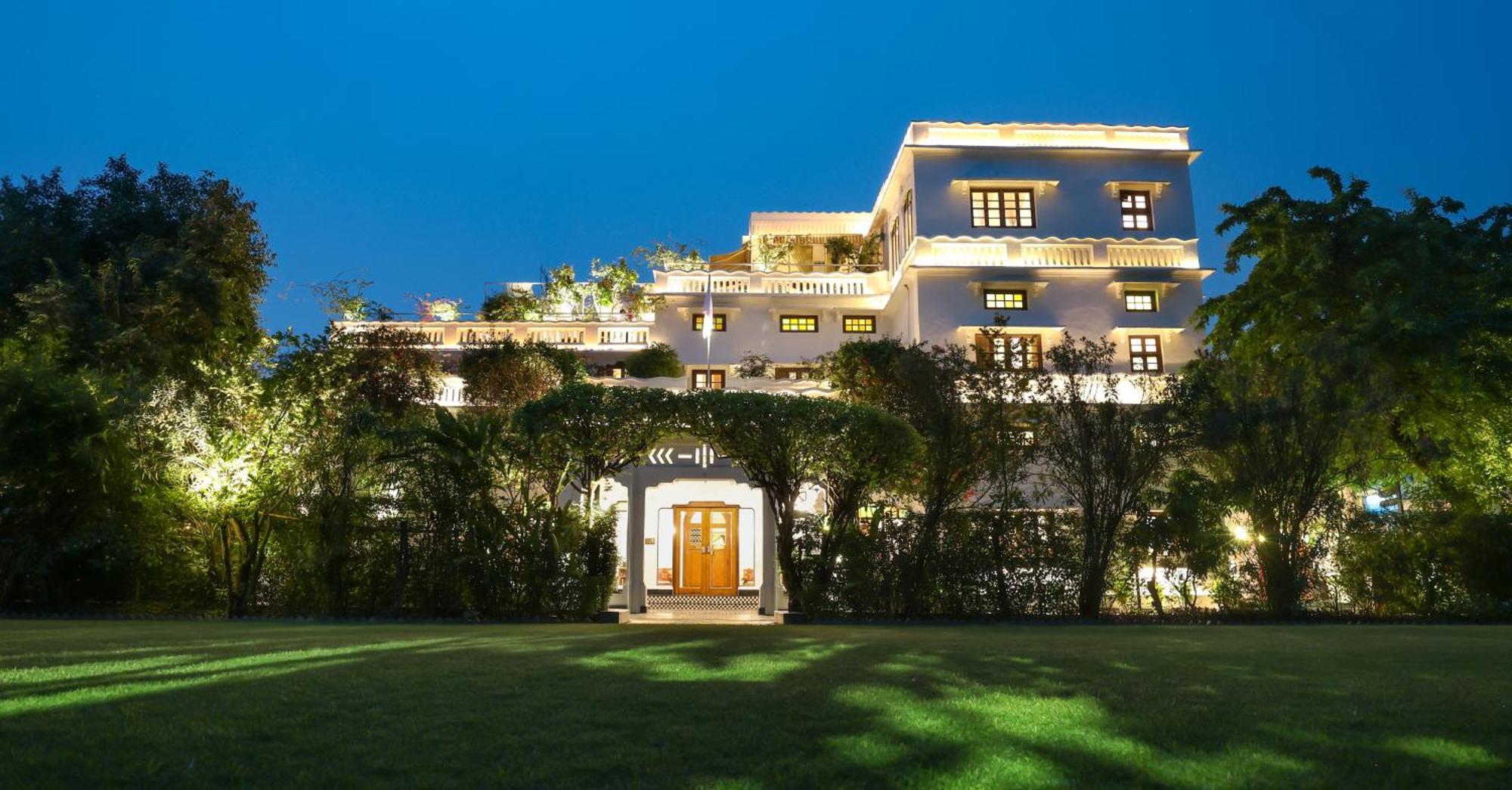 Saraca Hotel Лакхнау Екстер'єр фото